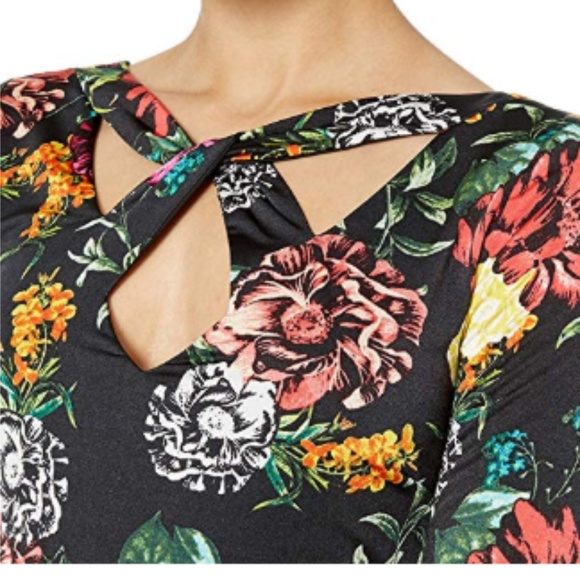 GUESS Women's Long Sleeve Laurena Romper - Picture 4 of 8